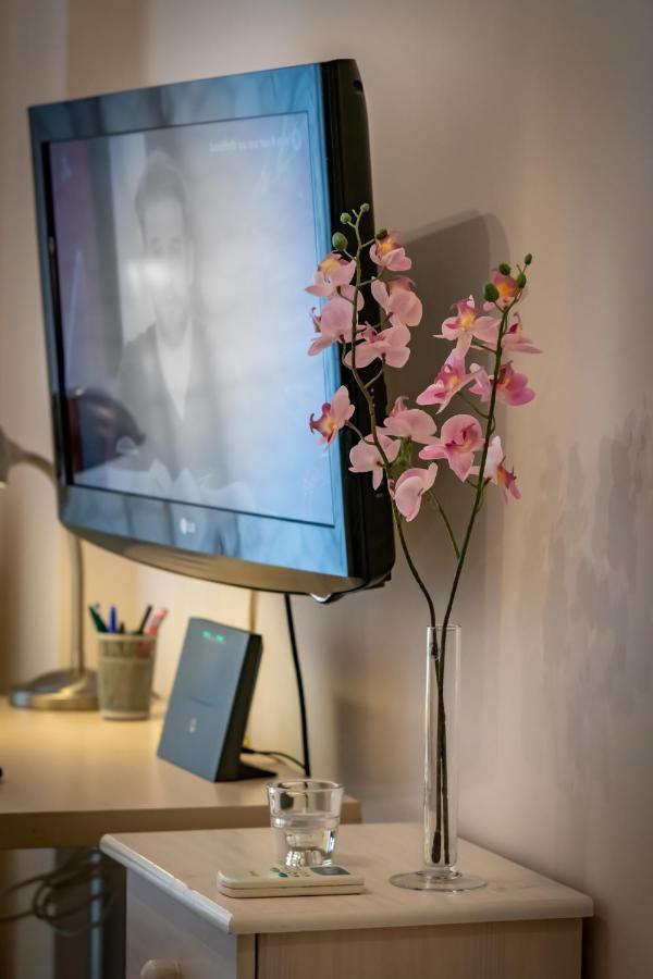 דירות אתונה Flat In Excellent Location With Private Parking מראה חיצוני תמונה
